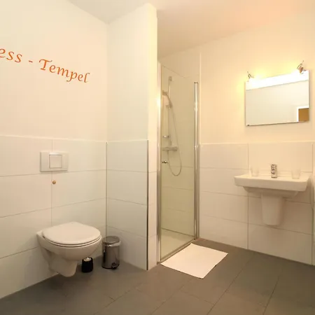 Apartment Appartementhaus Ostseebrise 1 *