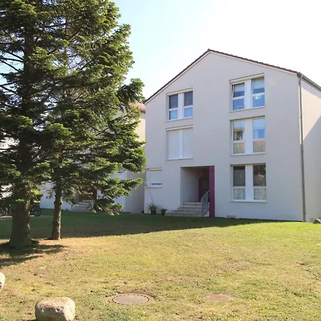 Apartment Appartementhaus Ostseebrise 1 Kuehlungsborn