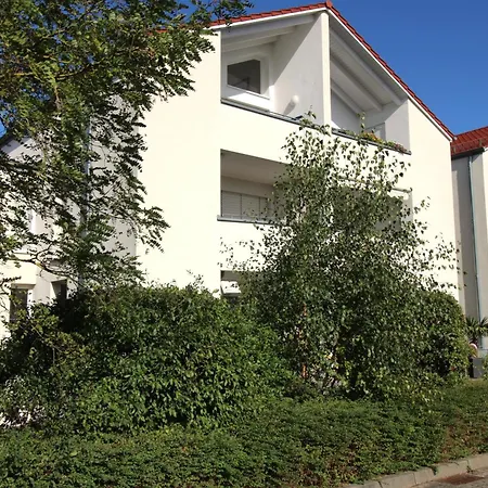 Appartementhaus Ostseebrise 1 Apartment Kuehlungsborn